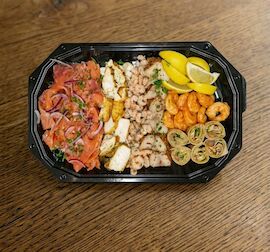 Luxe koude visschotel met vissalade (5 á 6 personen)